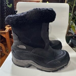 The North Face Insulated HydroSeal Snow Boots Women's -Sz 7.5 Black